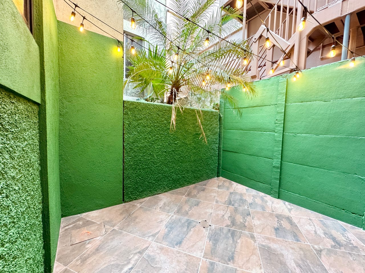 Apartamento Remodelado en Renta en Zona 10 | Excelente Ubicación — foto 11 de 12