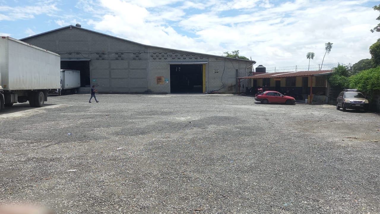 Bodega en Villa Nueva — foto 4 de 5