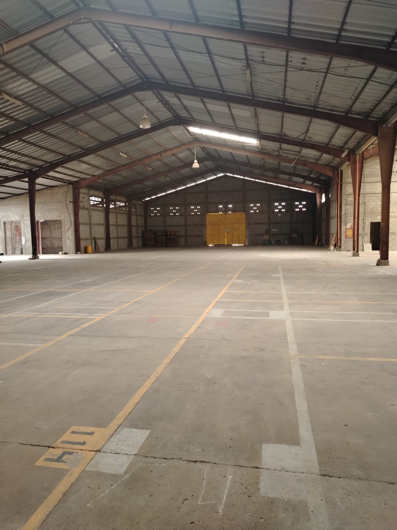 Bodega en Villa Nueva — foto 1 de 5