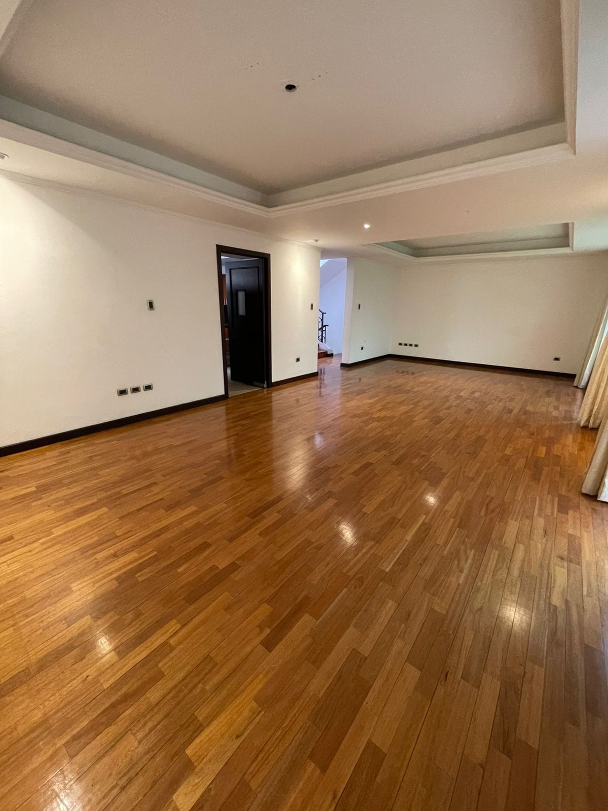 Casa en Oakland en venta — foto 7 de 8