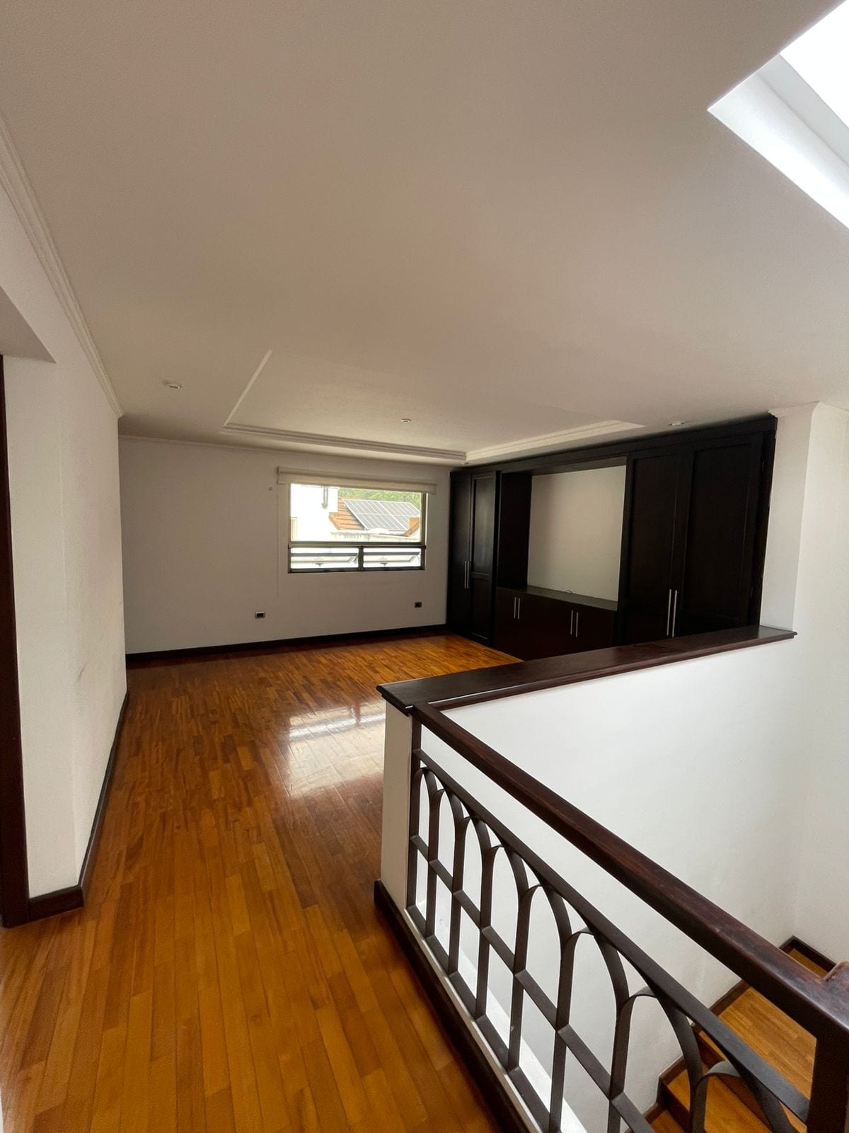 Casa en Oakland en venta — foto 6 de 8