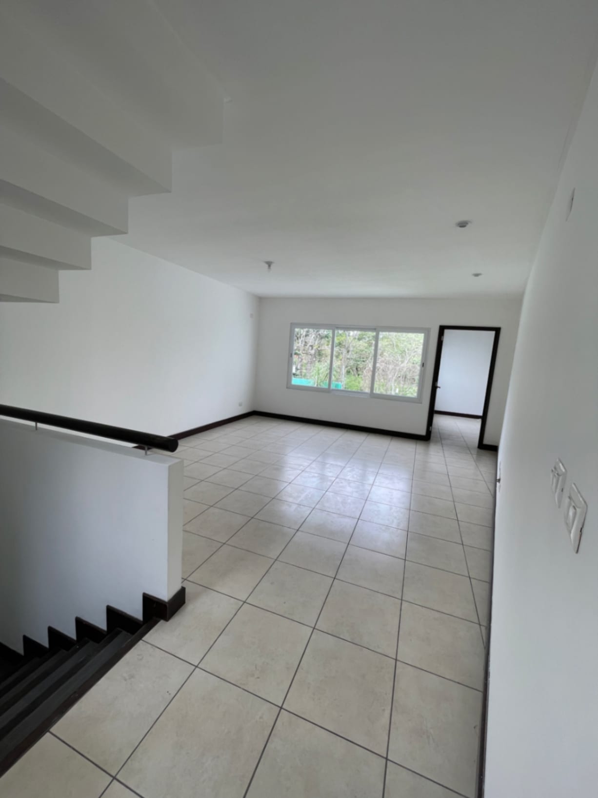 Hermosa casa en venta Zona 16.4 dormitorios cada uno con su baño — foto 5 de 7