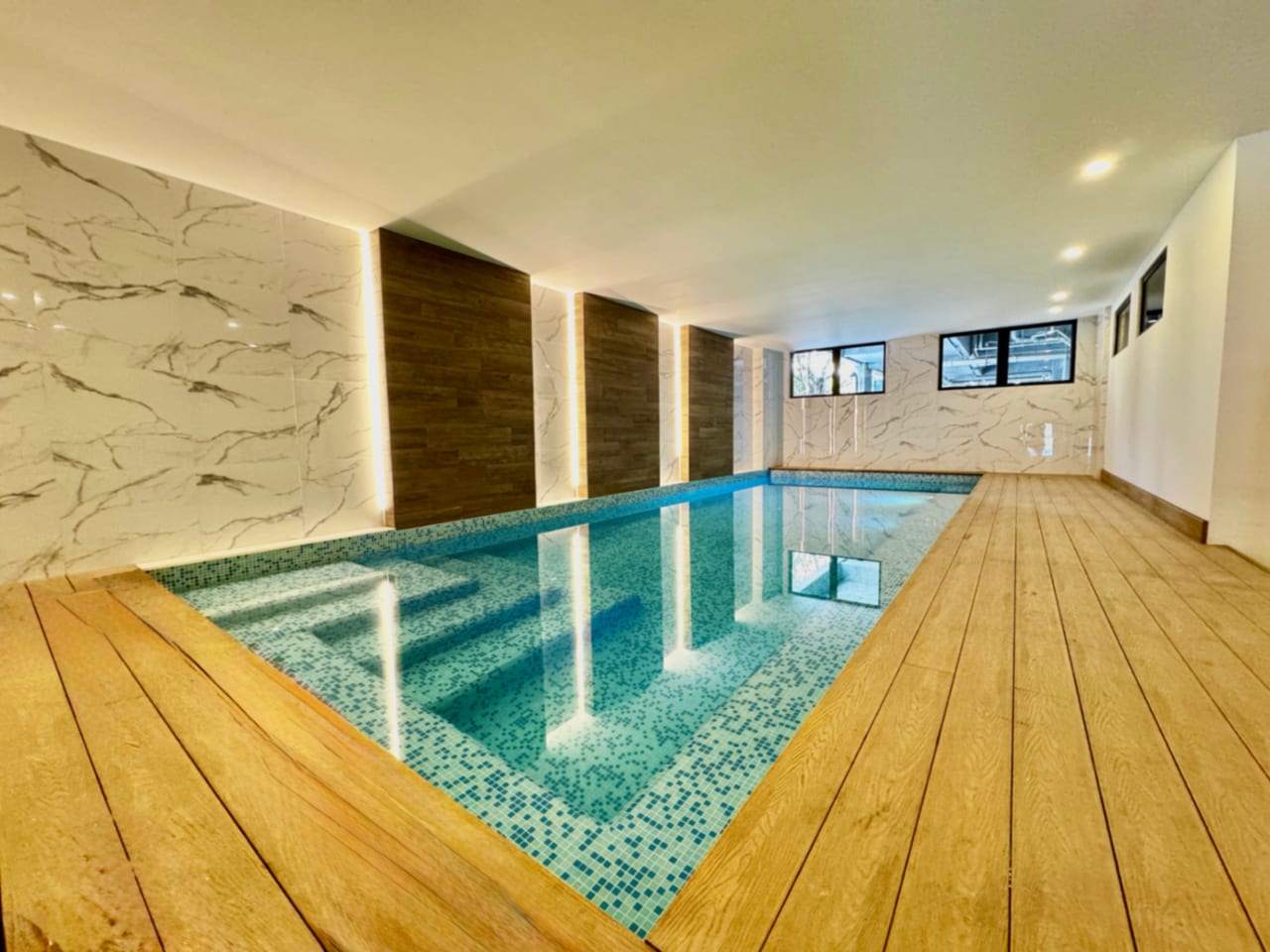 Apartamento con jardín y vista en zona 15, 3 dormitorios. — foto 13 de 13
