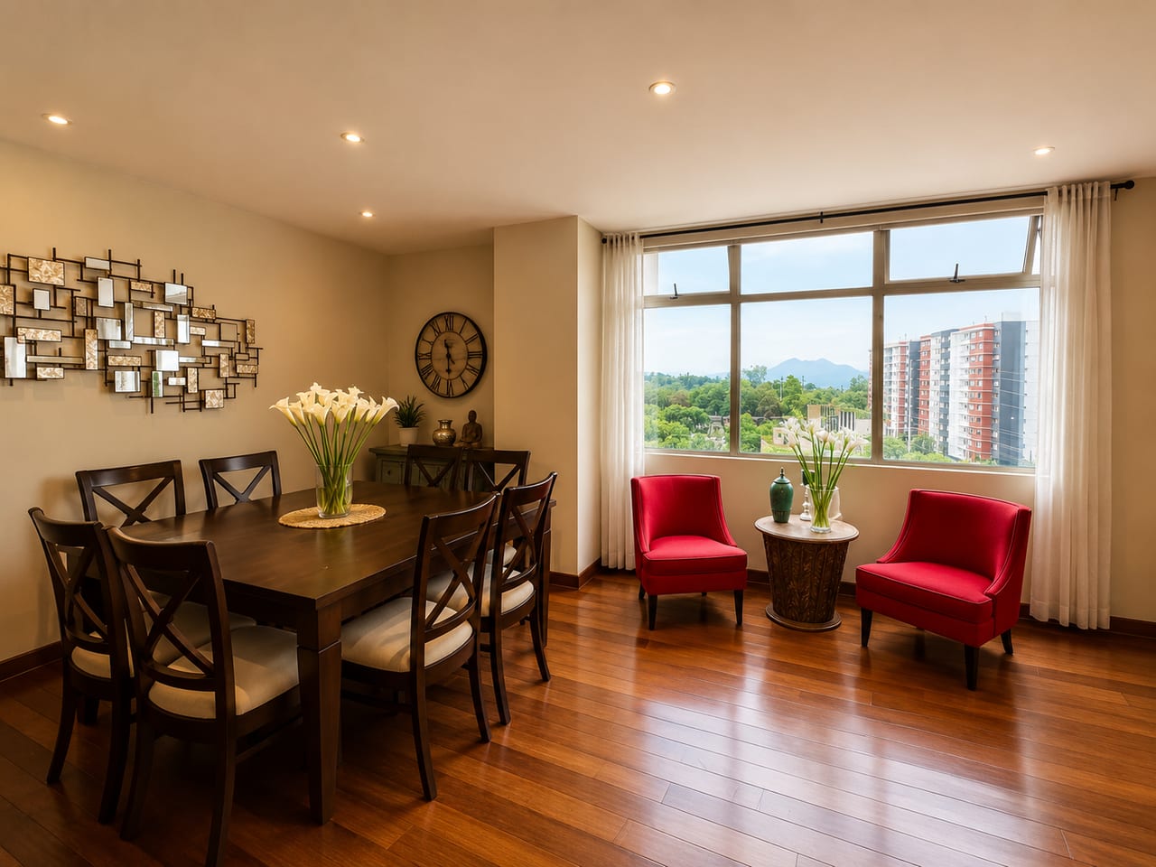 Amplio apartamento en venta en La Villa, Zona 14 — foto 2 de 6