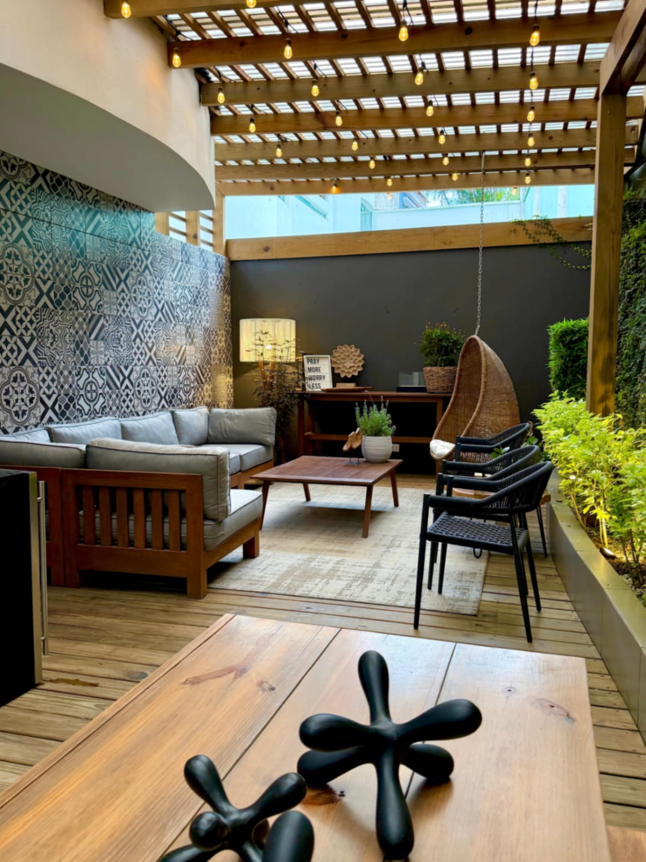 Hermosa casa en venta zona 16 dentro de condominio a 4 min de Cayala — foto 3 de 10