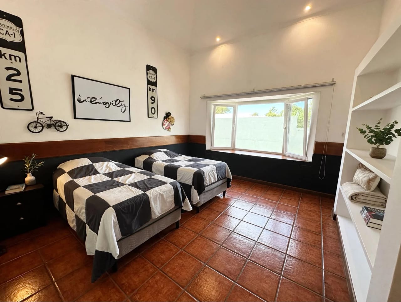 CASA EN VENTA EN ZONA 10. GRAN OPORTUNIDAD — foto 6 de 12