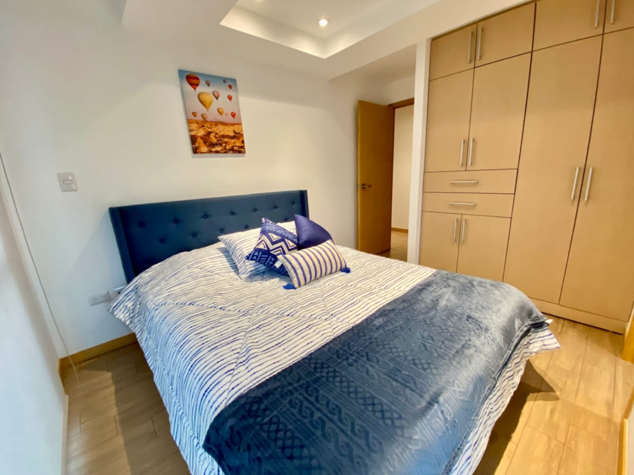 Apartamento de 3 dormitorios + terraza en venta en zona 10 — foto 8 de 17