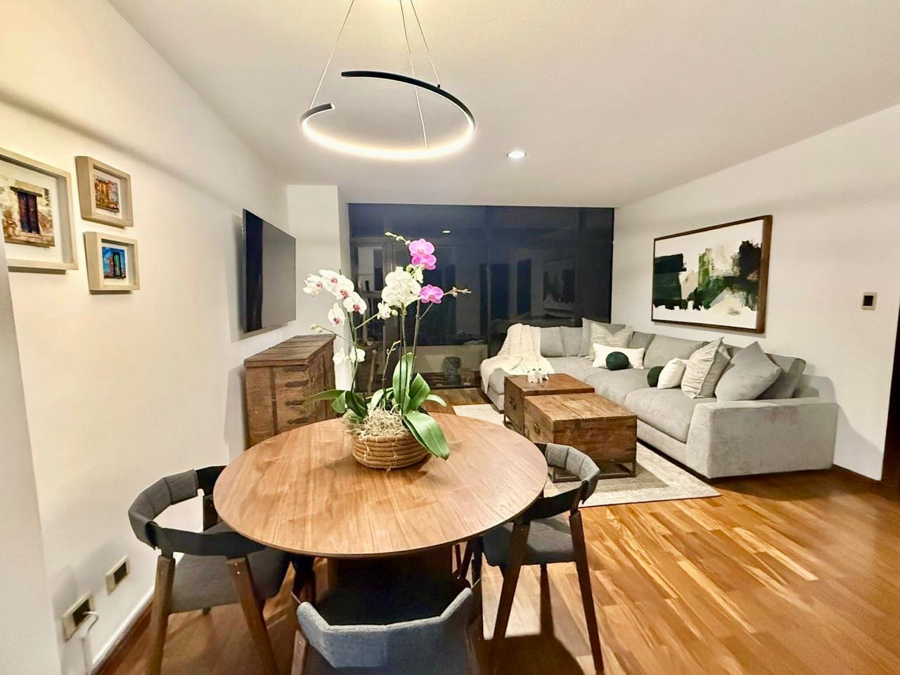 Apartamento en zona 14, amplio de 1 dormitorio en alquiler. — foto 3 de 9