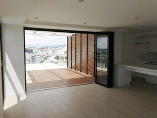 QUO  zona 4, APTO CON TERRAZA — miniatura 1 de 7