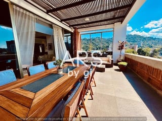 Lujoso Penthouse en zona 15 — miniatura 13 de 16