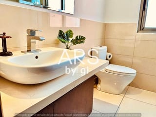 Lujoso Penthouse en zona 15 — miniatura 2 de 16