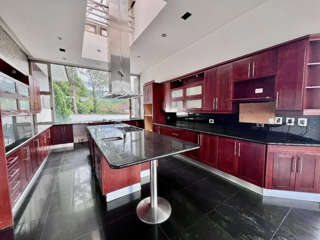 Residencia de Lujo en el Club de Golf más Exclusivo de Guatemala — foto 5 de 16
