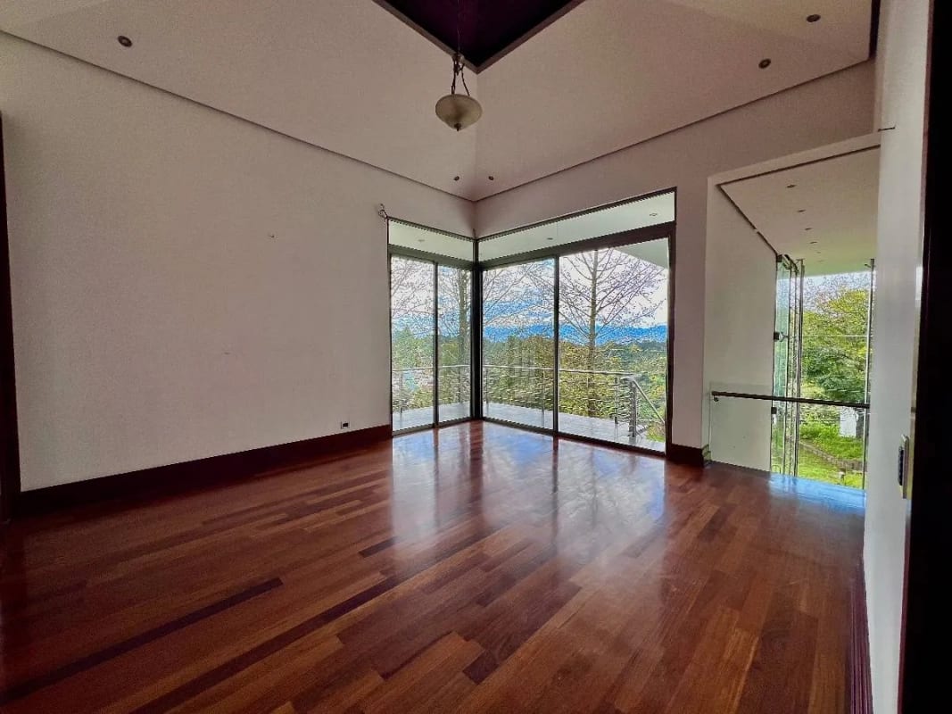 Residencia de Lujo en el Club de Golf más Exclusivo de Guatemala — foto 3 de 16