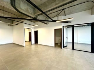 Oficina nueva de 137 mts2 en venta en zona 13 — miniatura 8 de 11