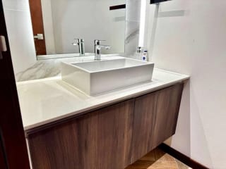 Apartamento en venta amueblado 3 dormitorios y cuarto de servicios, zona 10 — miniatura 10 de 14