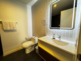 Apartamento de 2 niveles en zona 4 — miniatura 7 de 17
