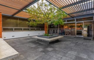 Interesante Propiedad en alquiler para Negocio, Academias, Universidades, Restaurantes, Negocios de Entretenimiento y más en zona 15. — miniatura 7 de 11