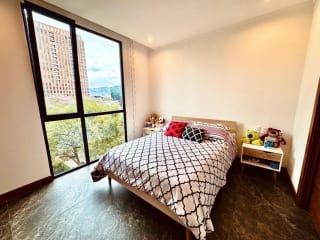 Apartamento en Venta en Zona 10 con Espacios Amplios y Funcionales + Amenidades Exclusivas — miniatura 13 de 17