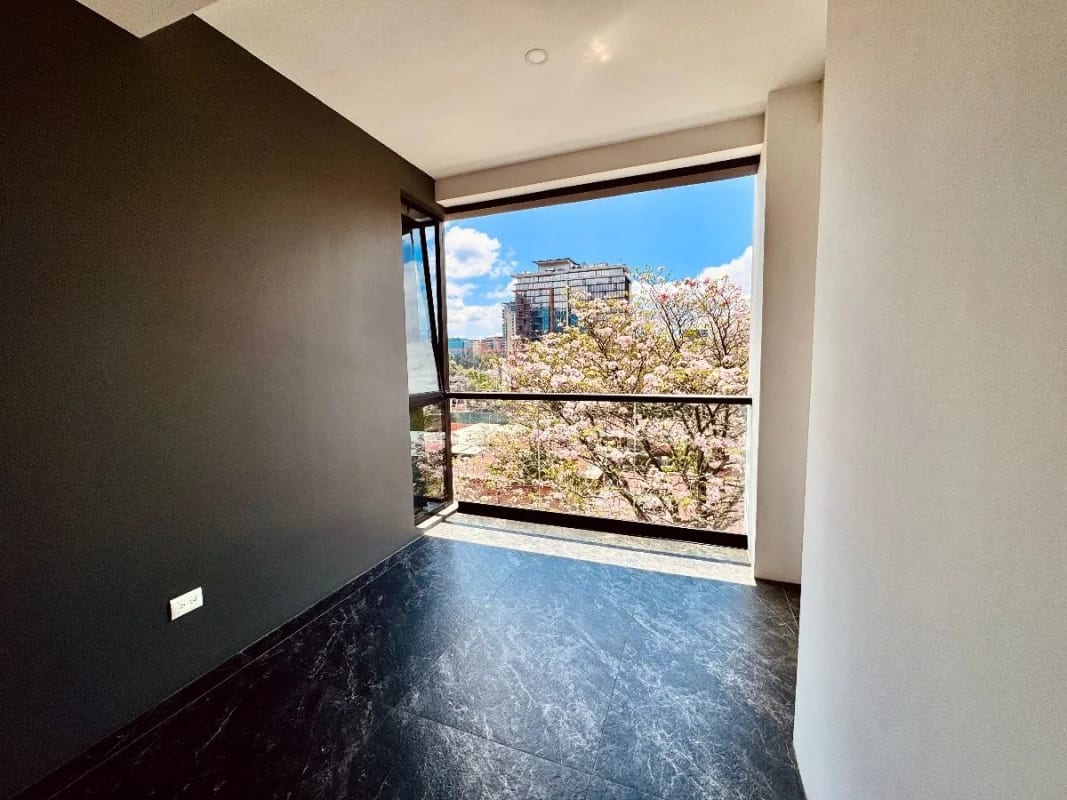 Apartamento en Venta en Zona 10 con Espacios Amplios y Funcionales + Amenidades Exclusivas — foto 12 de 17