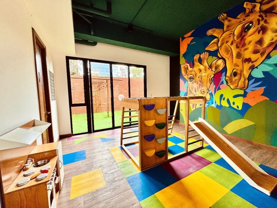 Apartamento en Venta en Zona 10 con Espacios Amplios y Funcionales + Amenidades Exclusivas — foto 7 de 17