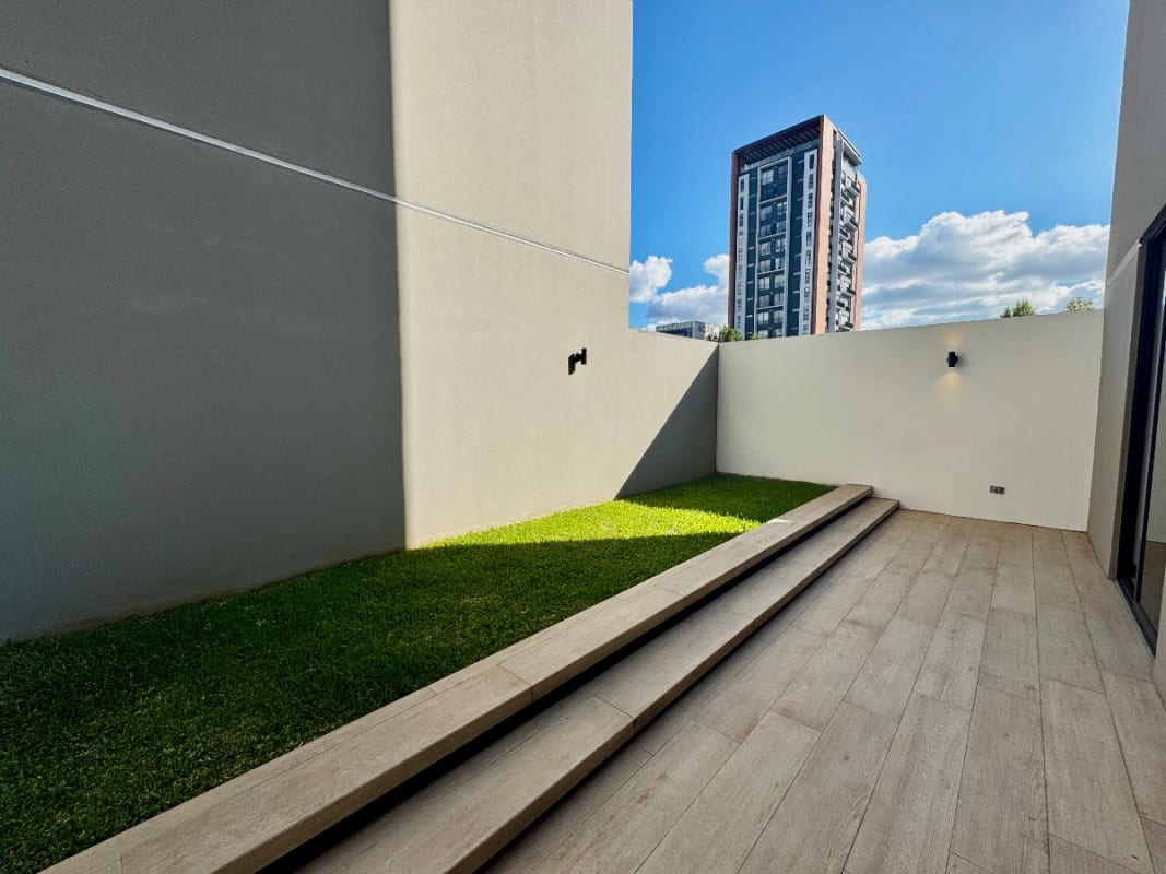 Apartamento en venta como casa en zona 13 — foto 12 de 15