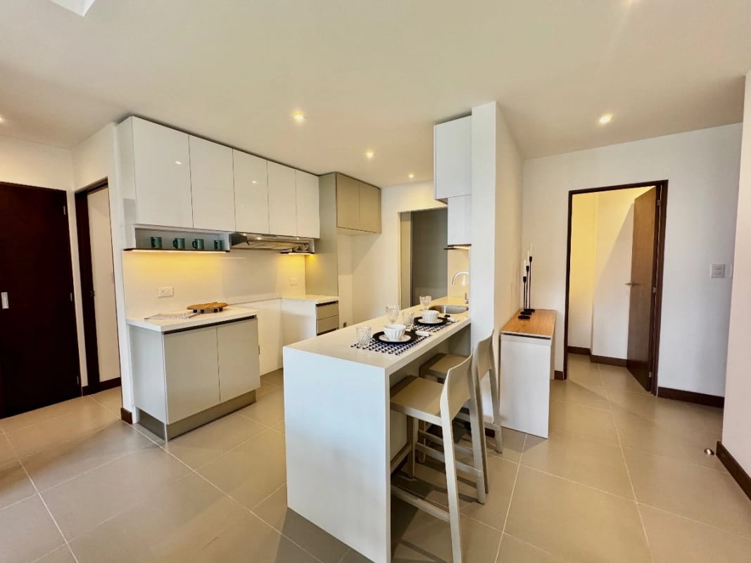 Apartamento de 2 dormitorios en venta en zona 13 — foto 13 de 17