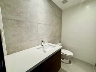 Apartamento de 2 dormitorios en venta en zona 13 — miniatura 12 de 17