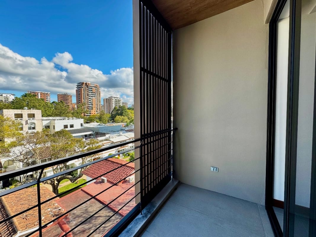 Apartamento de 2 dormitorios en venta en zona 13 — foto 9 de 10