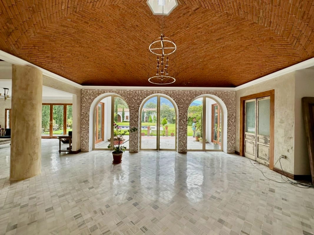 Espectacular casa en venta en Antigua Guatemala — foto 4 de 13