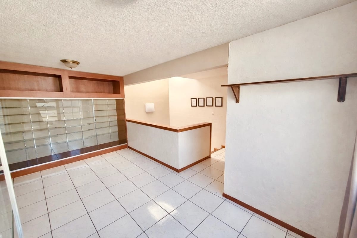 Linda Casa Remodelada en Zona 13 — foto 5 de 5