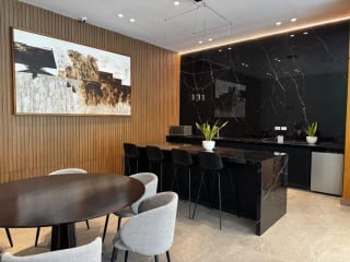 Apartamento de 2 dormitorios en venta en zona 14 — miniatura 13 de 17