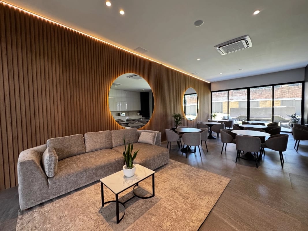 Apartamento de 2 dormitorios en venta en zona 14 — foto 14 de 17