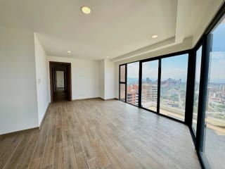 Apartamento en venta para amantes de las vistas y los aviones — miniatura 14 de 17