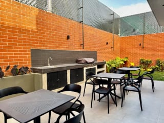 Apartamento con la comodidad de una casa en venta en zona 15  — miniatura 5 de 17