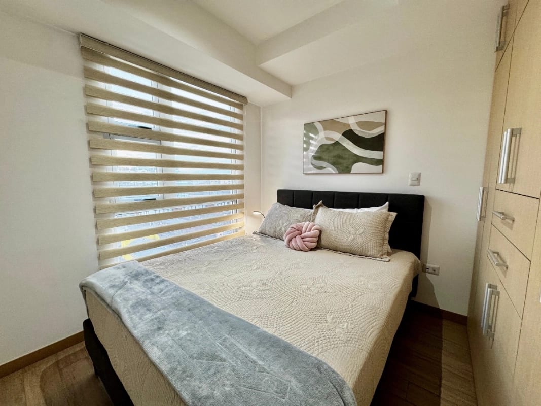 Apartamento de 3 dormitorios en venta zona 10 — foto 13 de 17