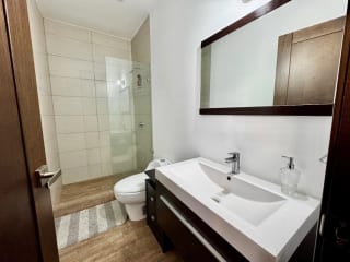 Apartamento amueblado en alquiler zona 15 vh2 — miniatura 2 de 14