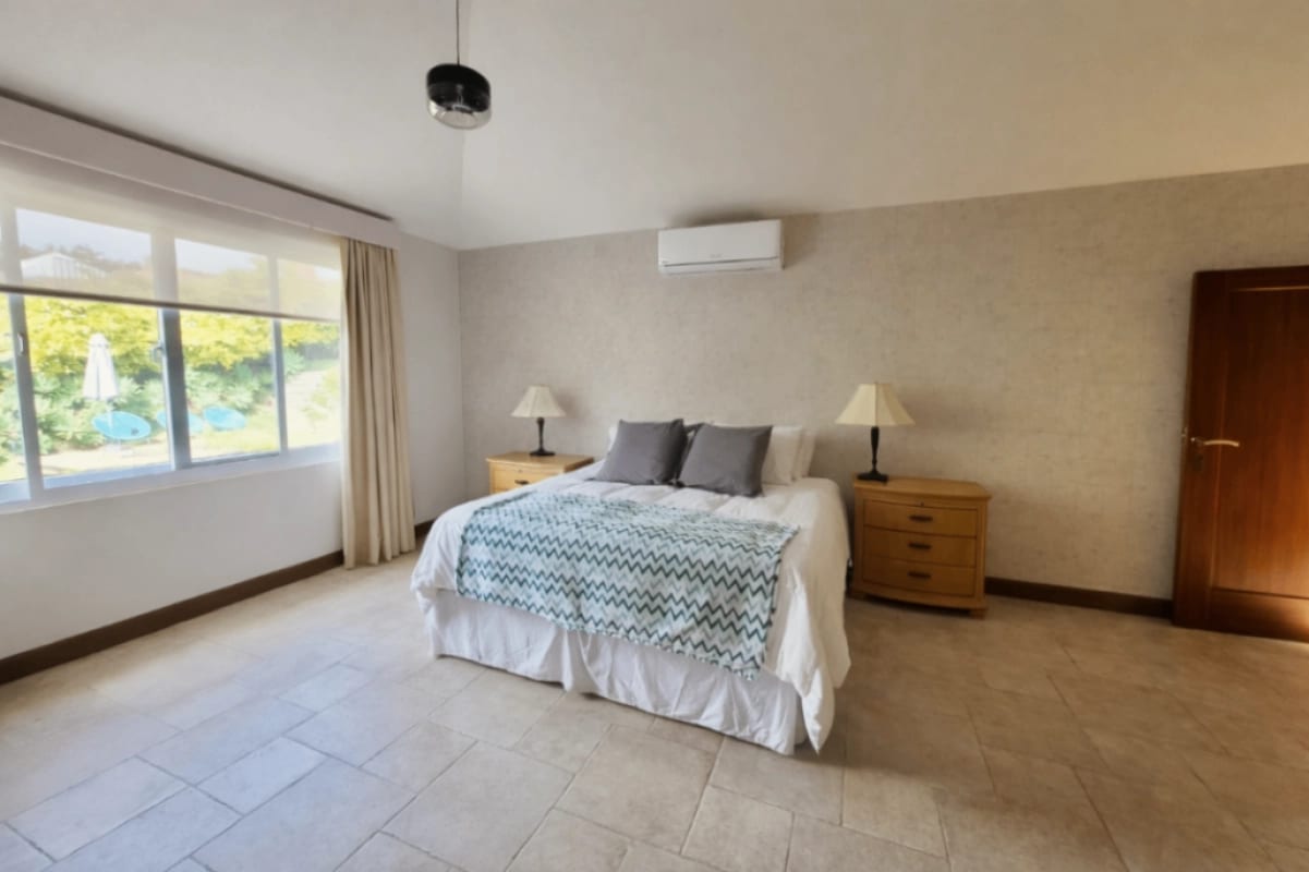 Casa con piscina en venta en Fraijanes — foto 5 de 14