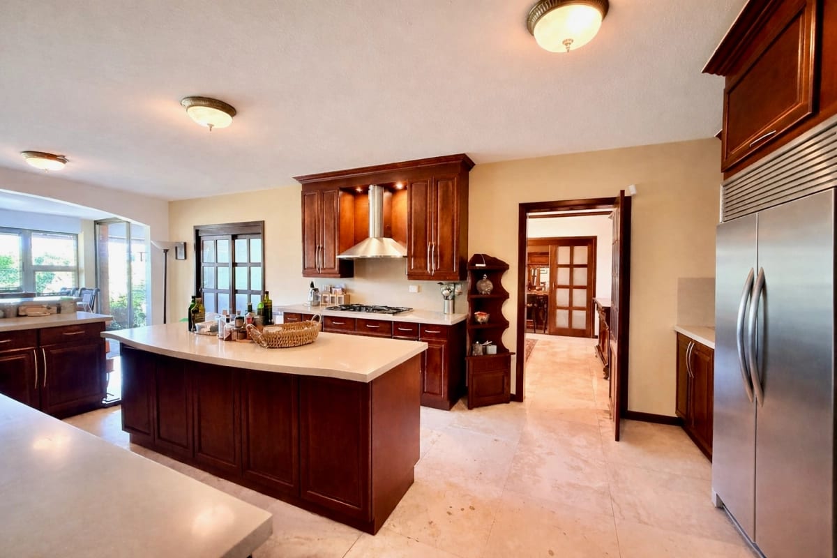 Preciosa casa en venta en condominio exclusivo CAES — foto 11 de 17