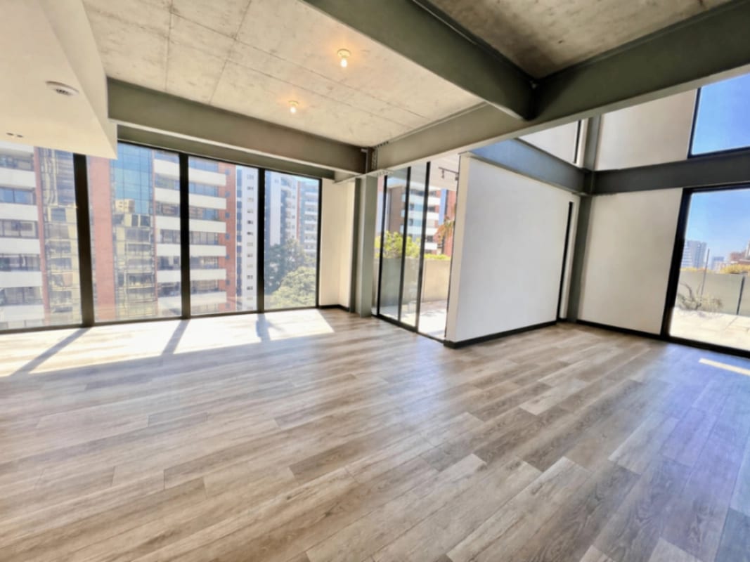 PH industrial, con una gran terraza en venta en zona 14 — foto 10 de 13